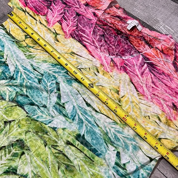 Delia's Rainbow Tropical Leaves Striped Print Crop Top Size Small Tee T-Shirt - Picture 8 of 8